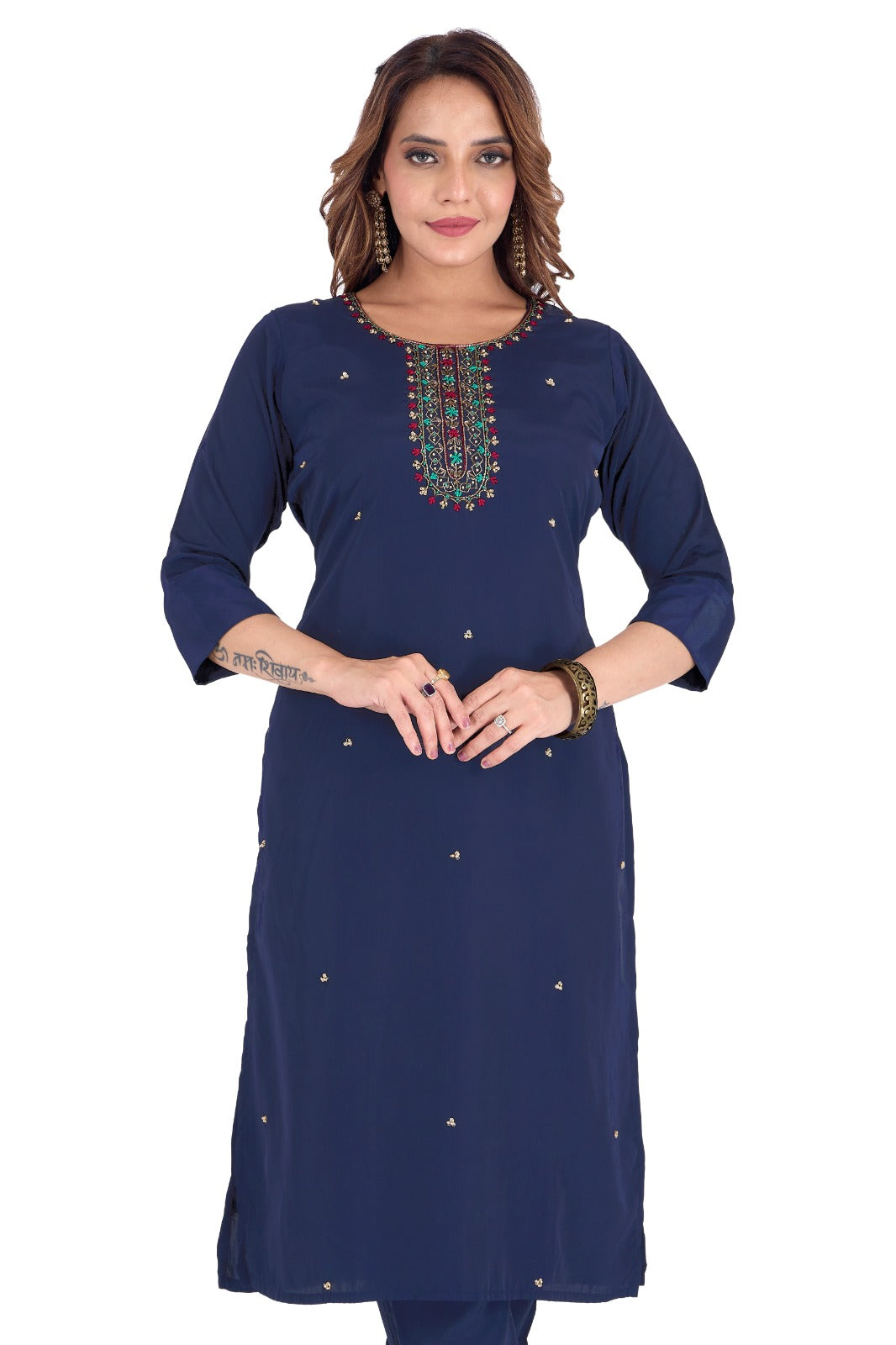 💙 Elegance in Every Thread – Grace the Room in Royal Blue 💙