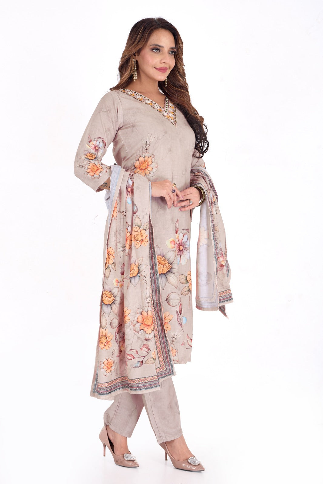 🌼 Where Grace Meets Grandeur – The Ultimate Ethnic Charm 🌼